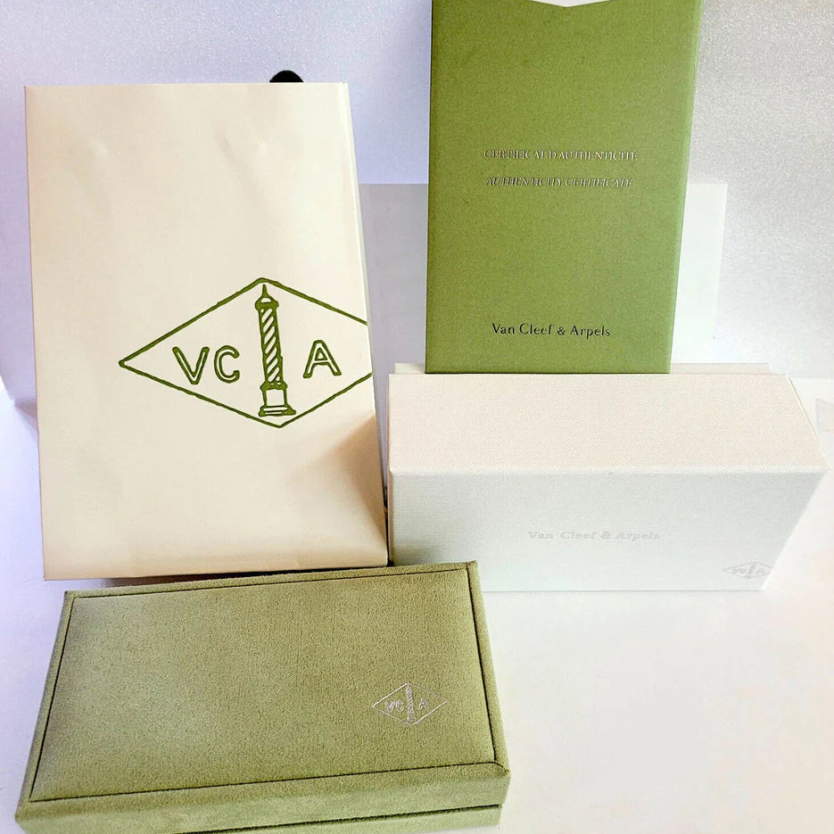 Van Arpels Vintage Pink Porcelain 9ct Yellow Gold 5 Motifs Vintage Alhambra Bracelet.